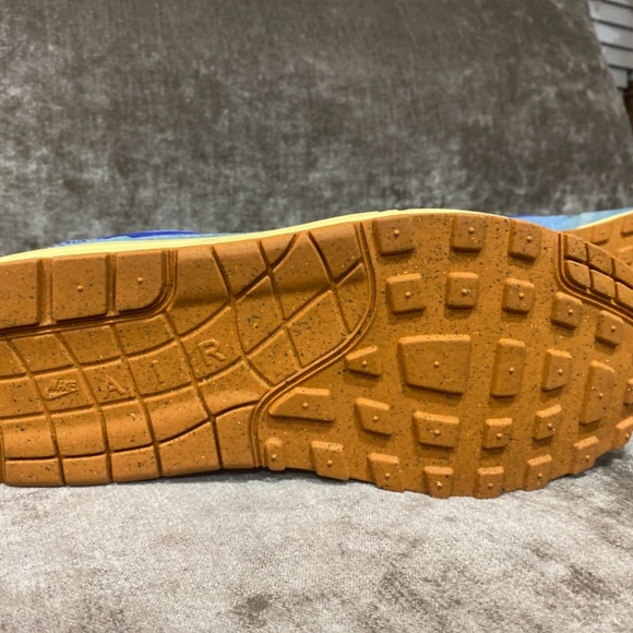 Nike Air Max 1 PRM “Dirty Denim” - Picture 2 of 8